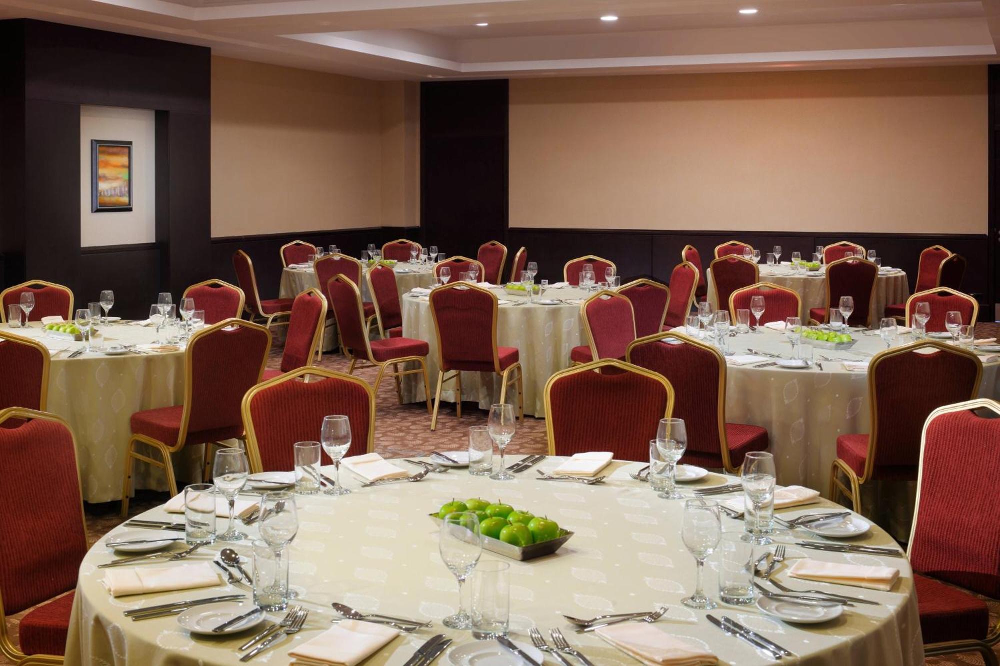 Courtyard By Marriott Riyadh Diplomatic Quarter Eksteriør bilde