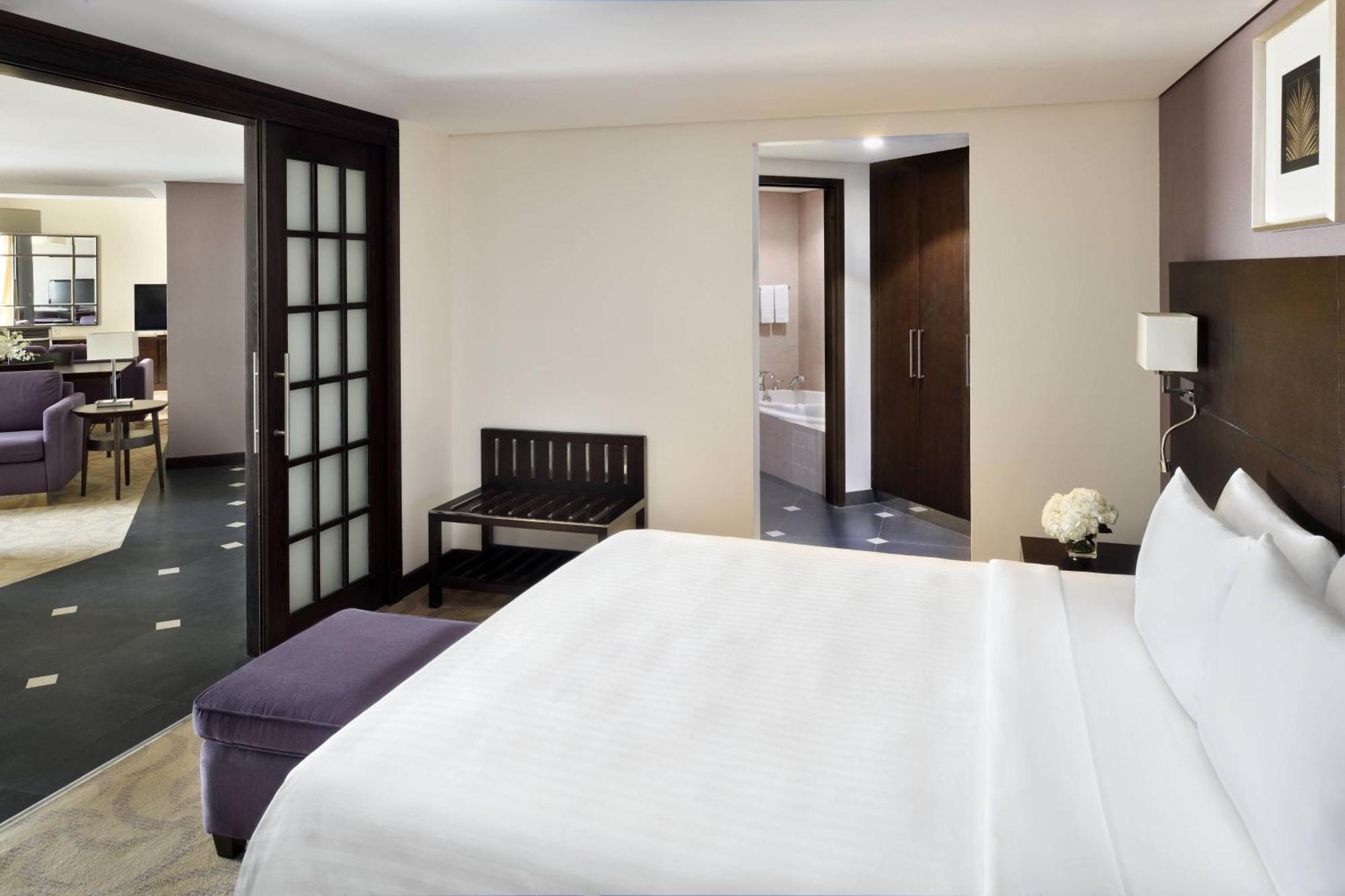 Courtyard By Marriott Riyadh Diplomatic Quarter Eksteriør bilde