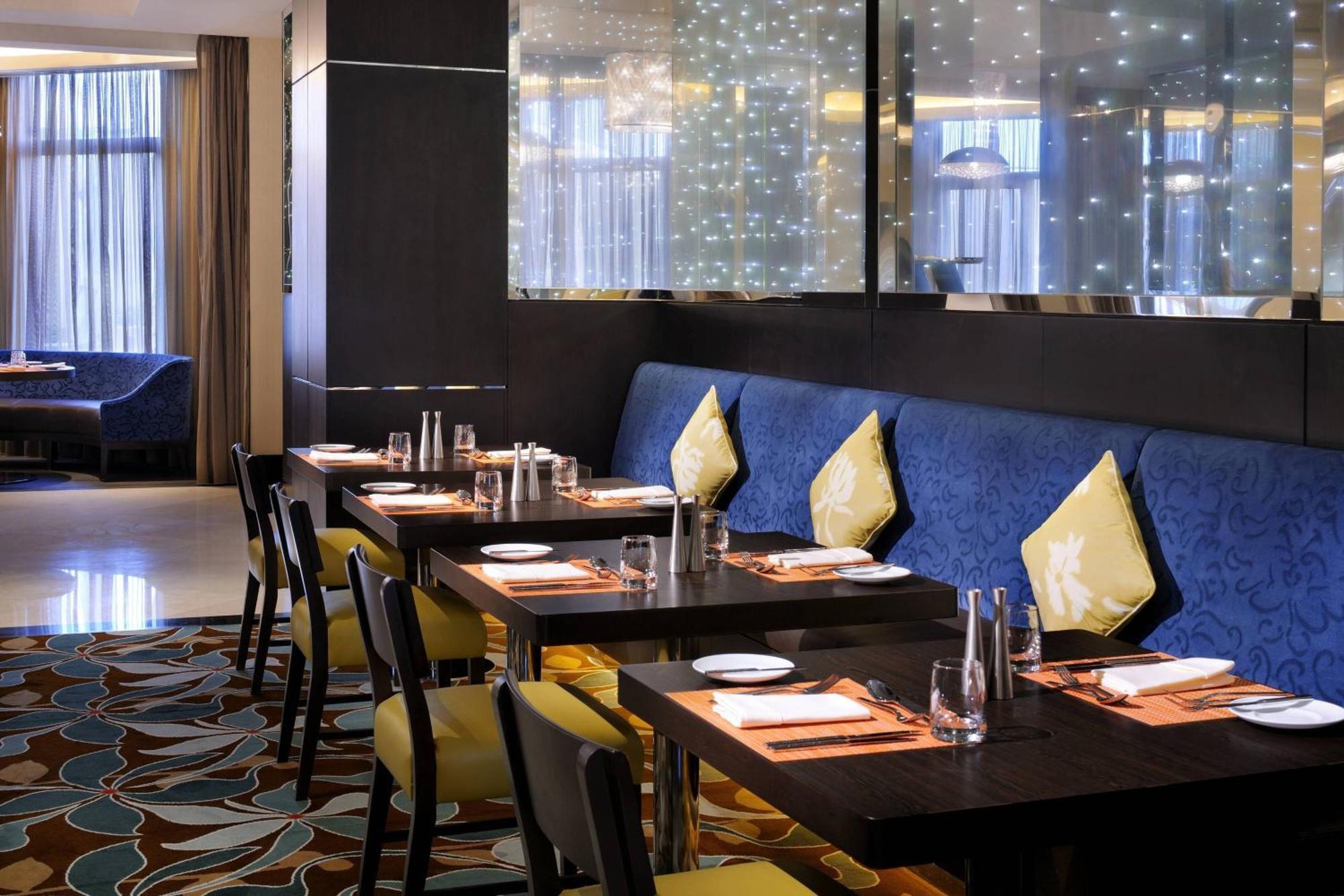Courtyard By Marriott Riyadh Diplomatic Quarter Eksteriør bilde