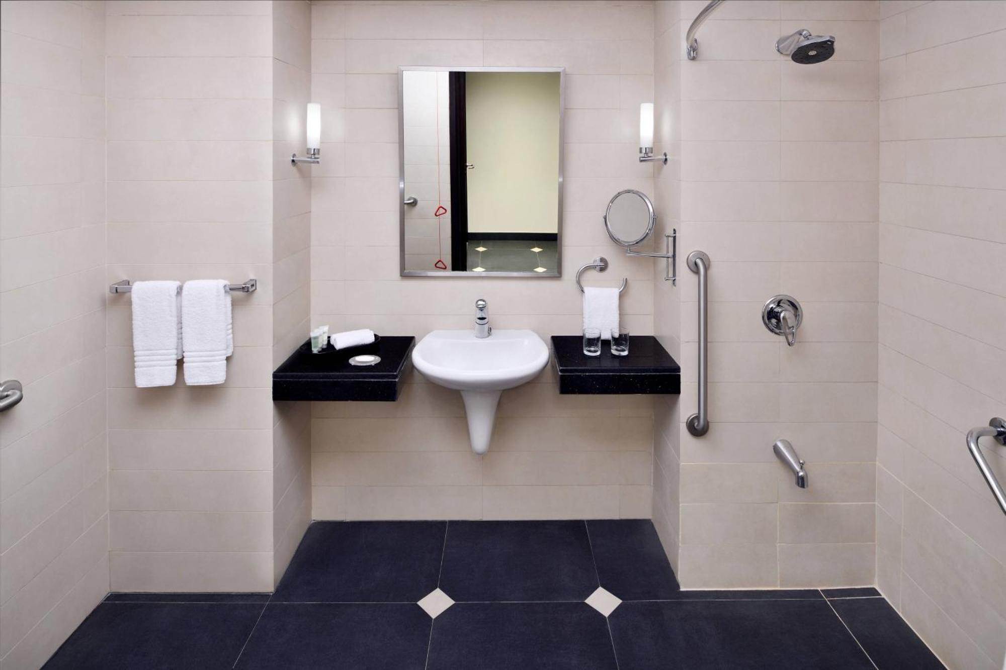 Courtyard By Marriott Riyadh Diplomatic Quarter Eksteriør bilde